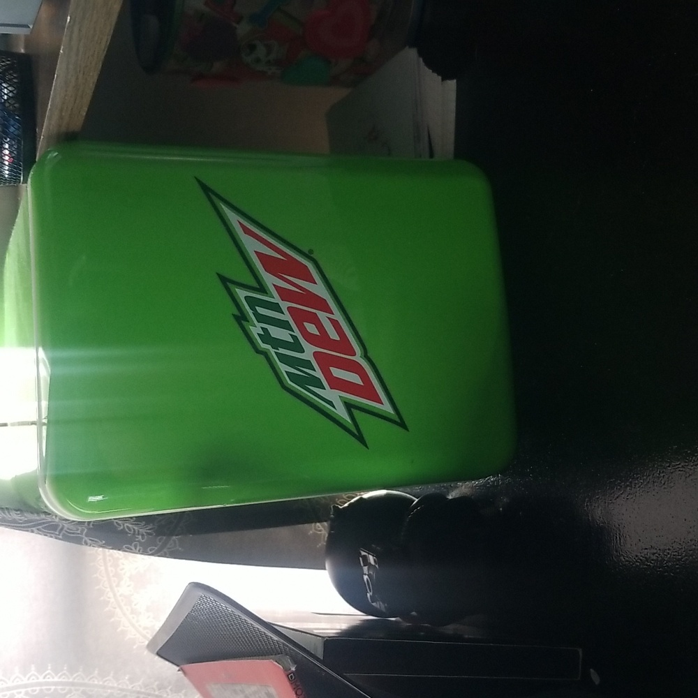 Mini fridge